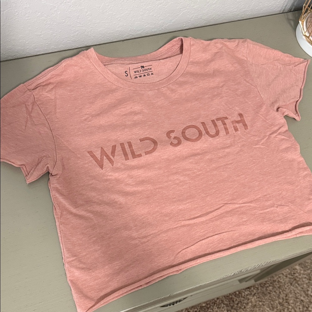 Women's Pink Crop Tee